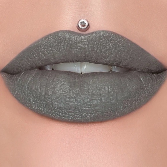 Jeffree Star Other - (NWT) JEFFREE STAR • Sultry Grey “Drill Sergeant” Velvet Trap Matte Lipstick